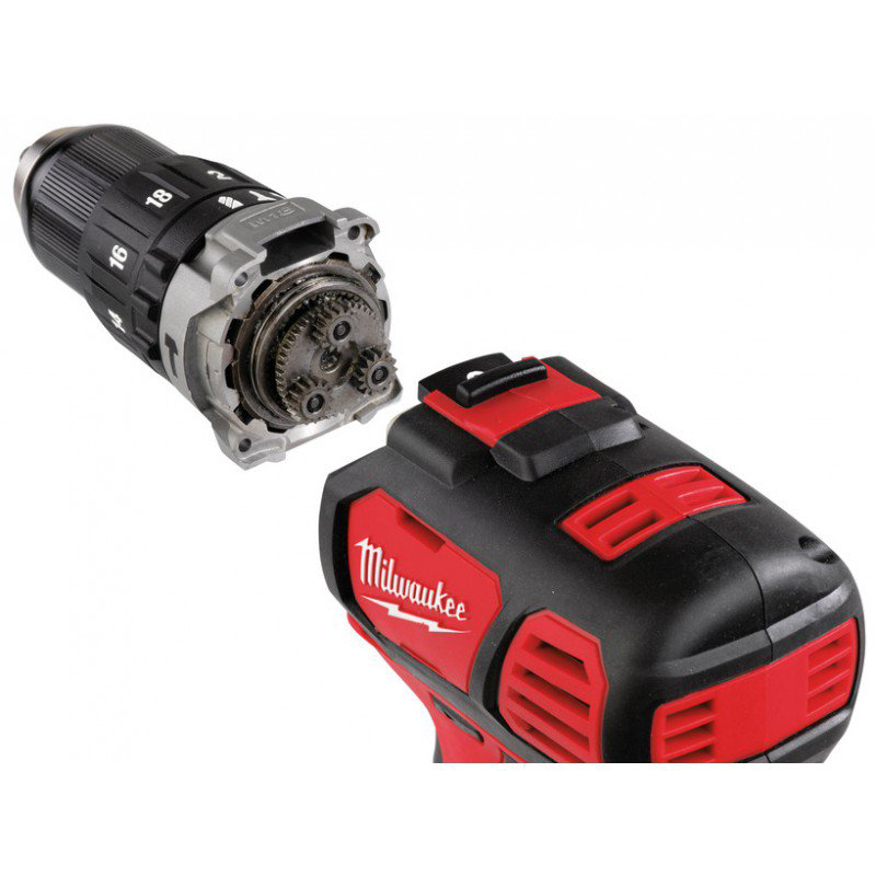 Дрель-шуруповерт Milwaukee M18 BPD-402C купить,NaN