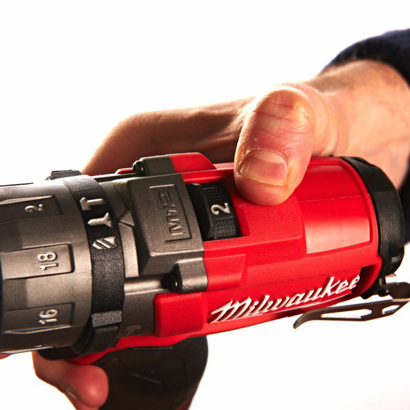 Дрель-шуруповерт Milwaukee M12BD-202C 4933441900 купить,NaN