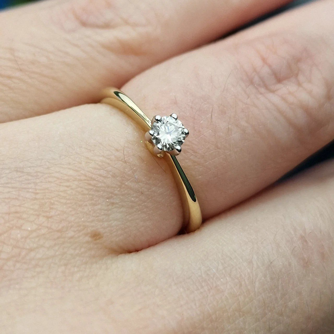 Кольцо Deimantas 106481141 16,5р 1,95гр 0,18ct. купить,NaN