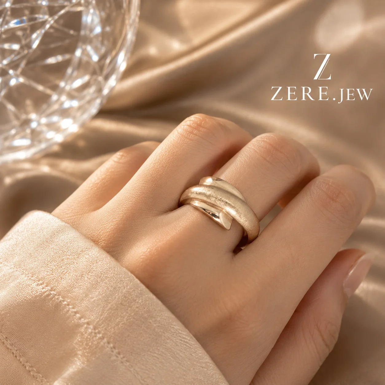 Кольцо ZERE золото 585 проба 1,78гр 18,5р купить,151300
