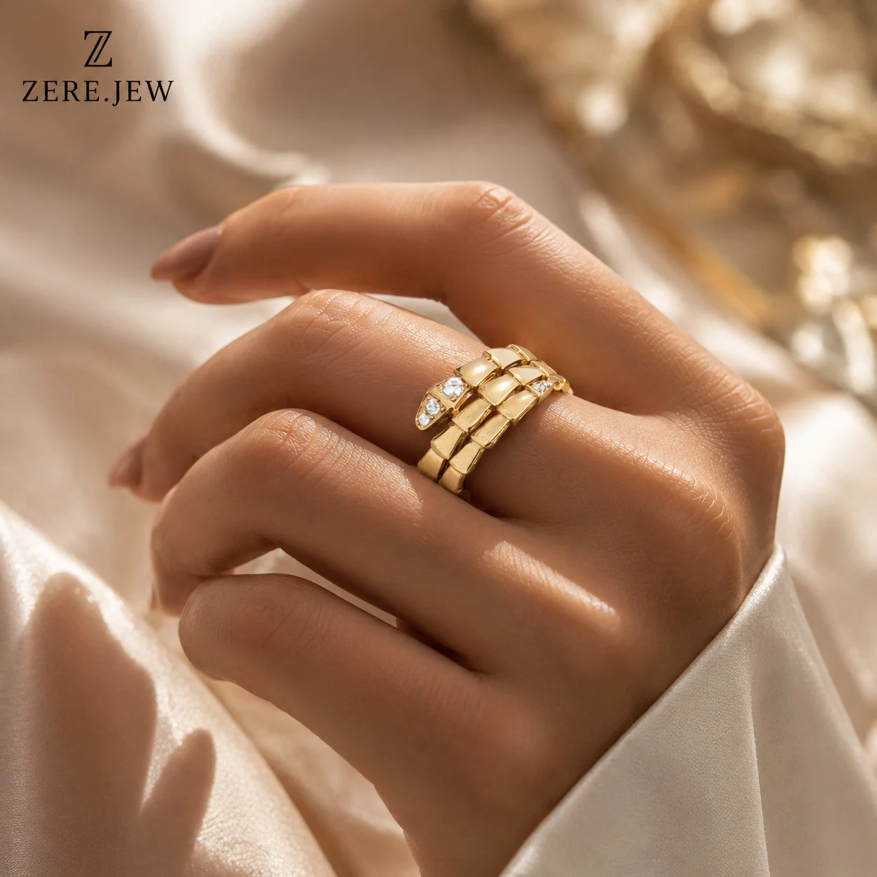 Кольцо ZERE золото 585 , фианит 3,23гр 18,0р купить,266475