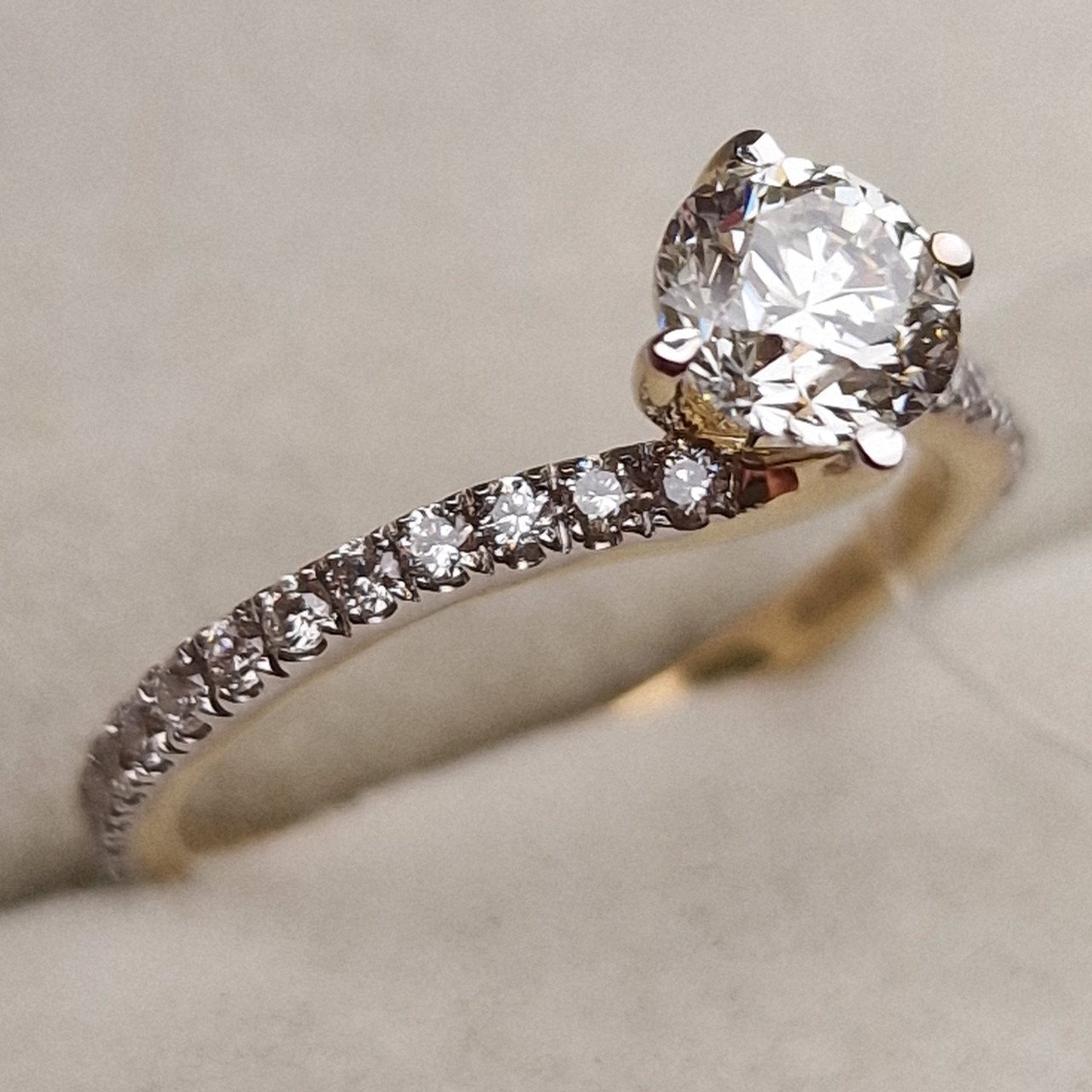 Кольцо Deimantas 95888734 16,5р 1,93гр 1,04ct. купить,NaN