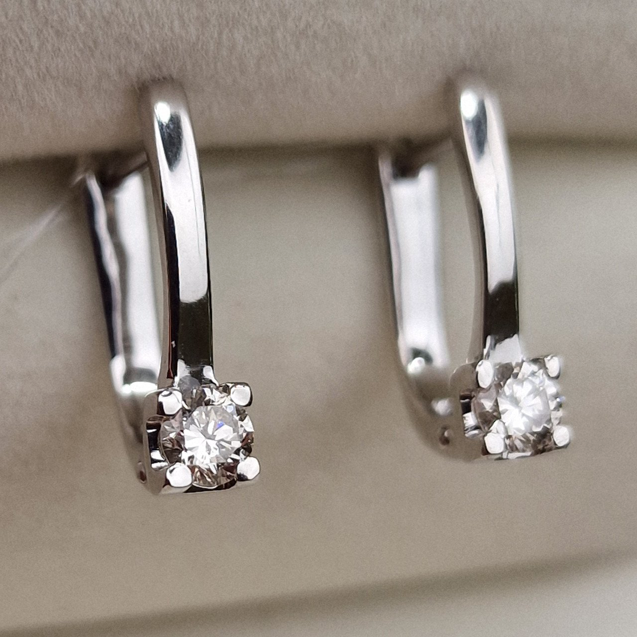 Серьги Deimantas 98702311 2,68гр 0,34ct. купить,NaN