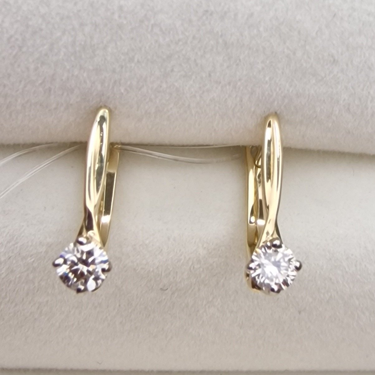 Серьги Deimantas 98702314 2,33гр 0,32ct. купить,NaN