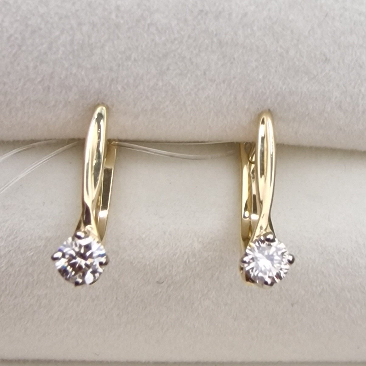 Серьги Deimantas 98702314 2,33гр 0,32ct. купить,NaN