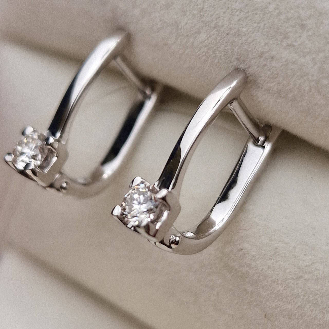 Серьги Deimantas 98702311 2,68гр 0,34ct. купить,NaN