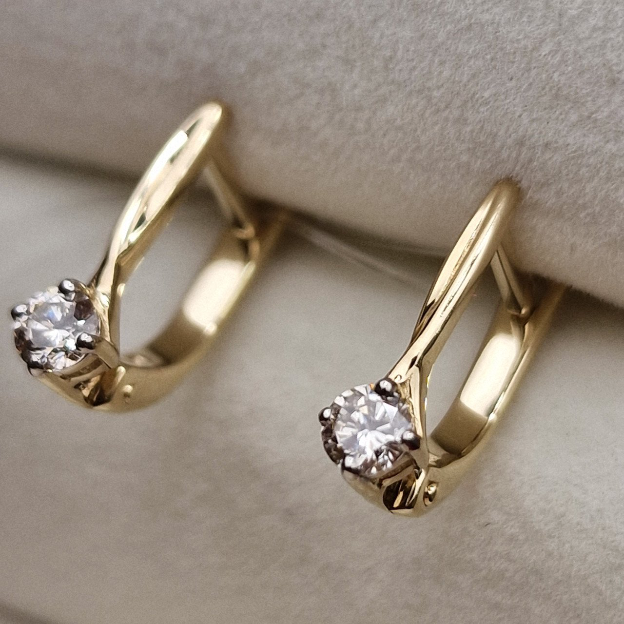 Серьги Deimantas 98702314 2,33гр 0,32ct. купить,NaN