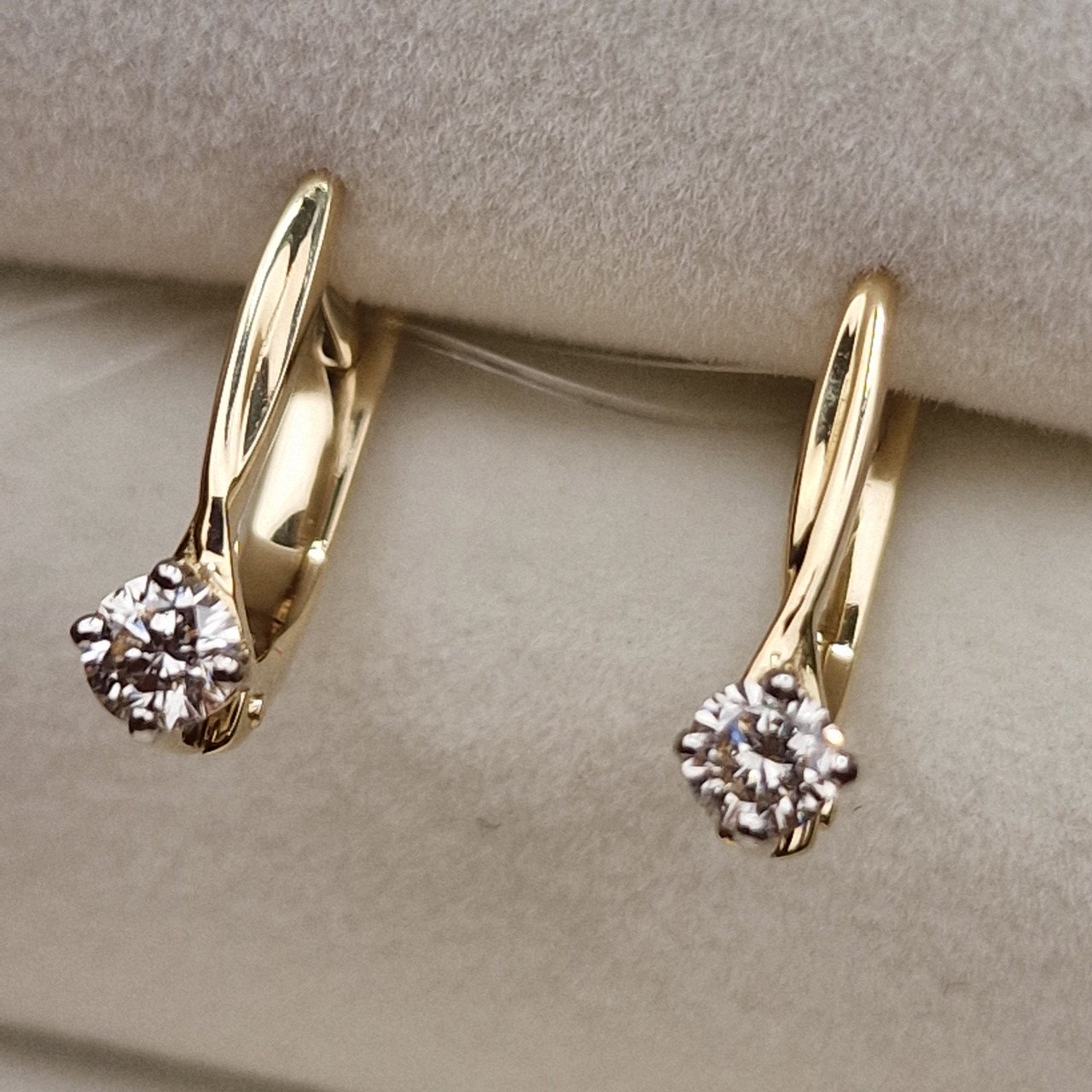 Серьги Deimantas 98702314 2,33гр 0,32ct. купить,NaN