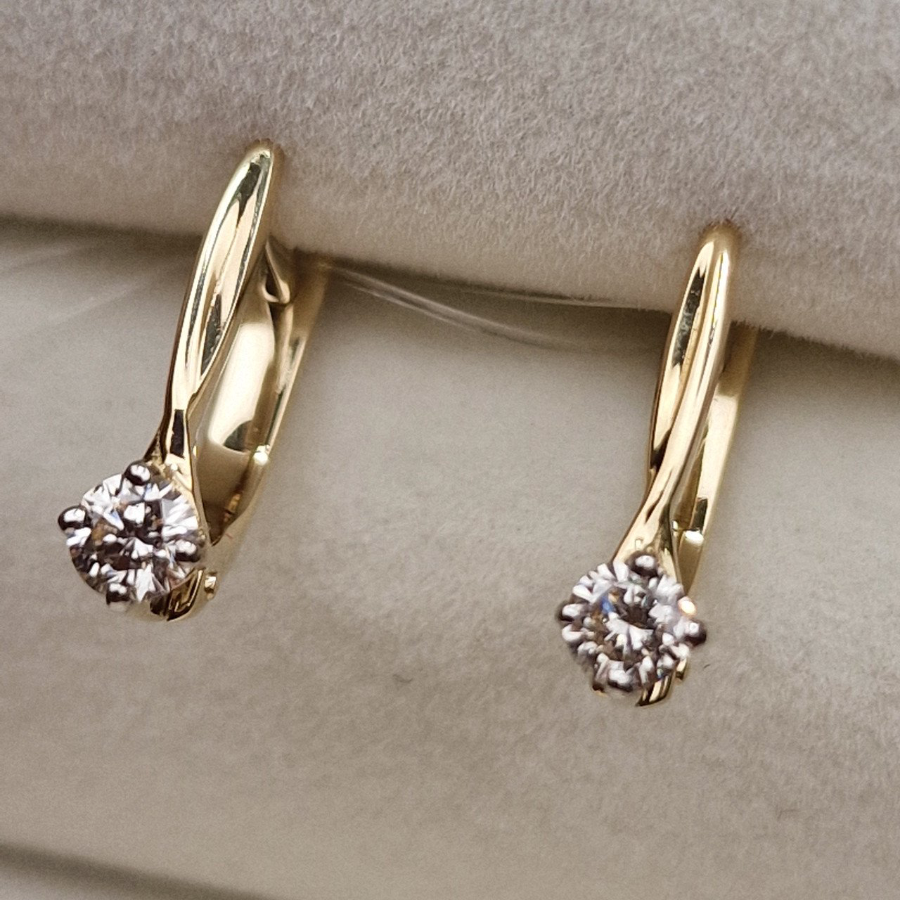 Серьги Deimantas 98702314 2,33гр 0,32ct. купить,NaN