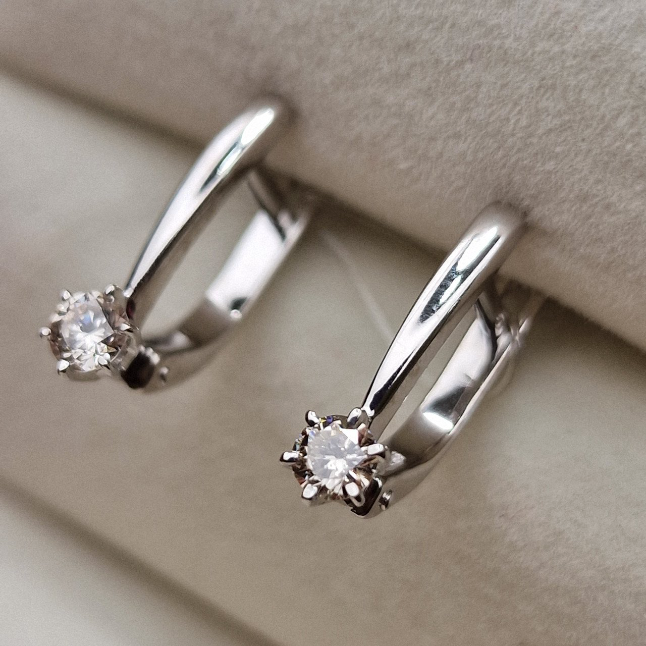 Серьги Deimantas 98702833 2,28гр 0,31ct. купить,NaN