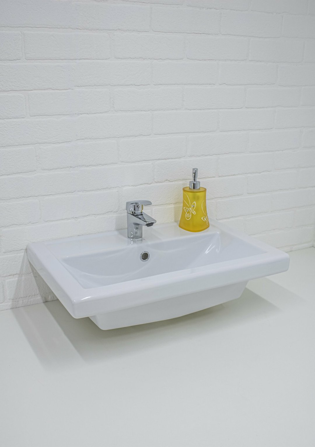 Комплект для ванной Grossman ФОРТА 60 (шкаф, шкаф-пенал, тумба под раковину, раковина) коричневый купить,function inputValueFn(){if((0,signal2.mK)(node),node.value===REQUIRED_UNSET_VALUE)throw new root_effect_scheduler.buA(-950,null);return node.value}