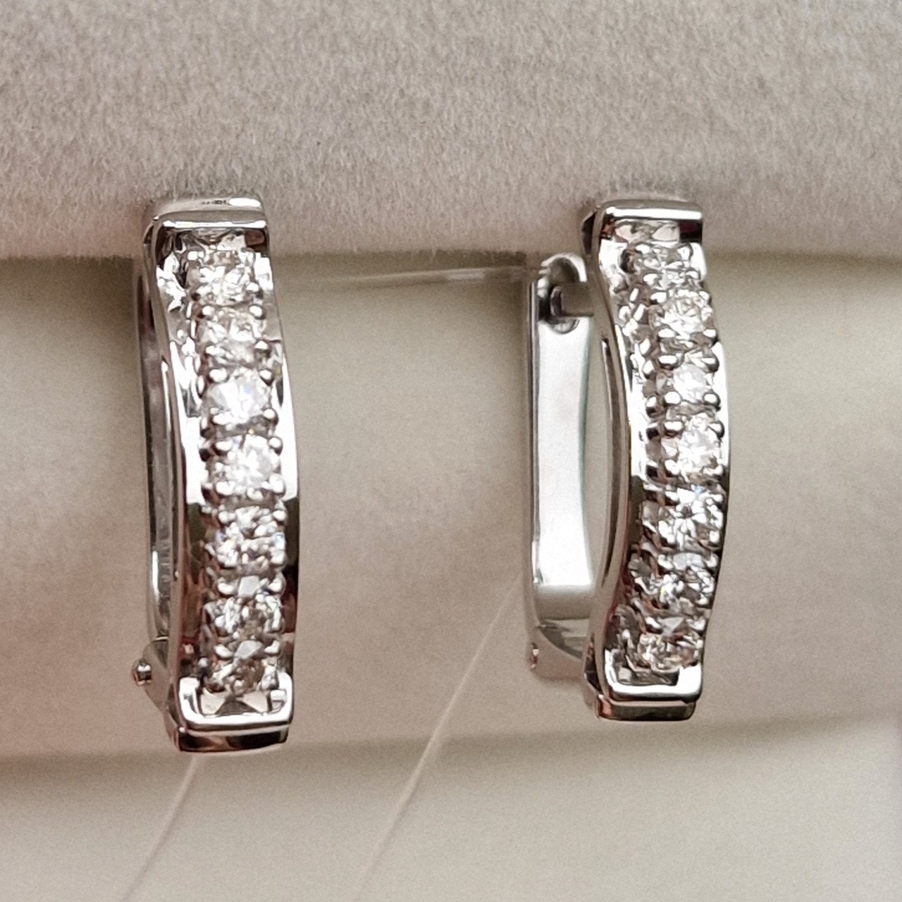 Серьги Deimantas 98702840 4,15гр 0,47ct. купить,NaN