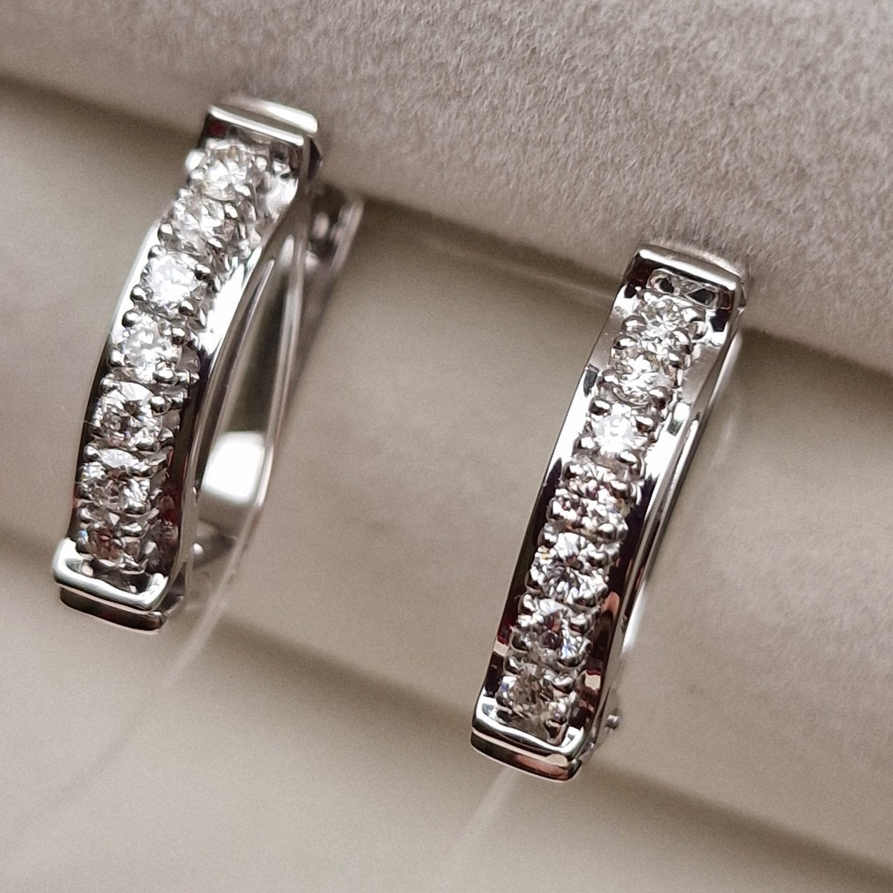 Серьги Deimantas 98702840 4,15гр 0,47ct. купить,NaN