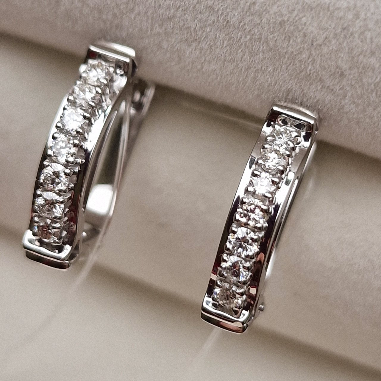 Серьги Deimantas 98702840 4,15гр 0,47ct. купить,NaN