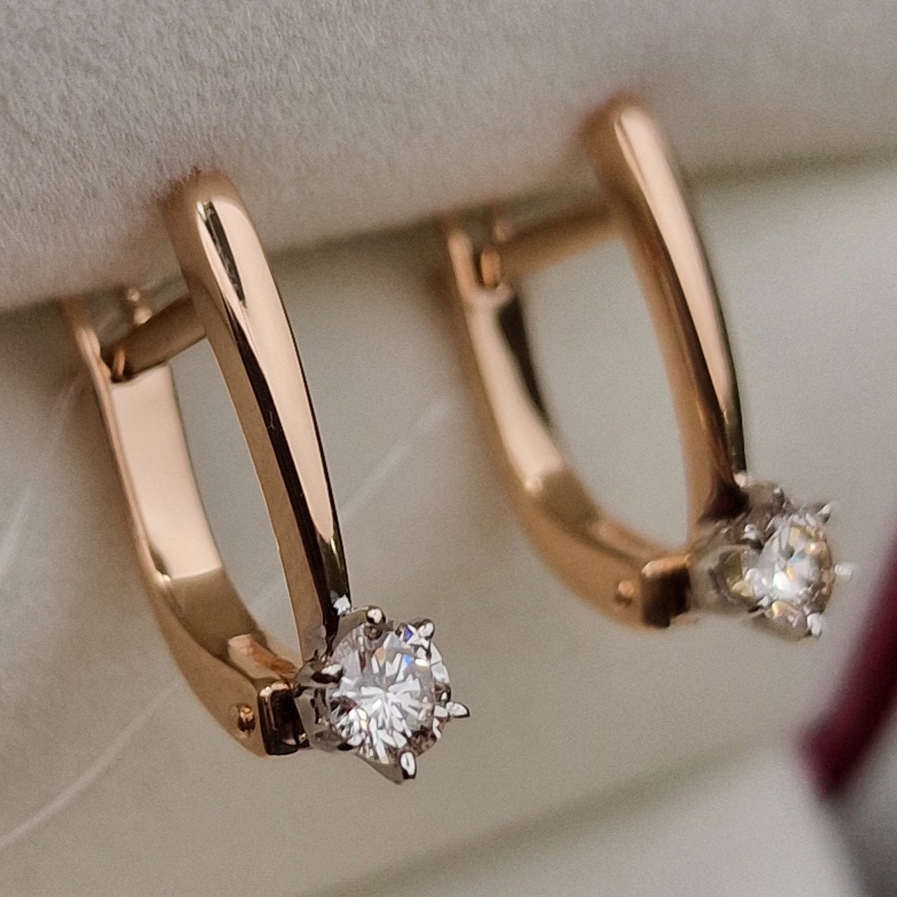 Серьги Deimantas 98702838 2,35гр 0,32ct. купить,NaN