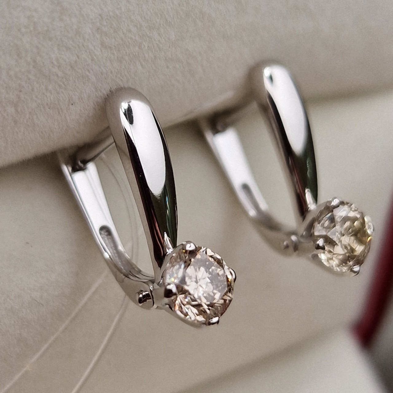Серьги Deimantas 98702845 2,18гр 1,01ct. купить,NaN
