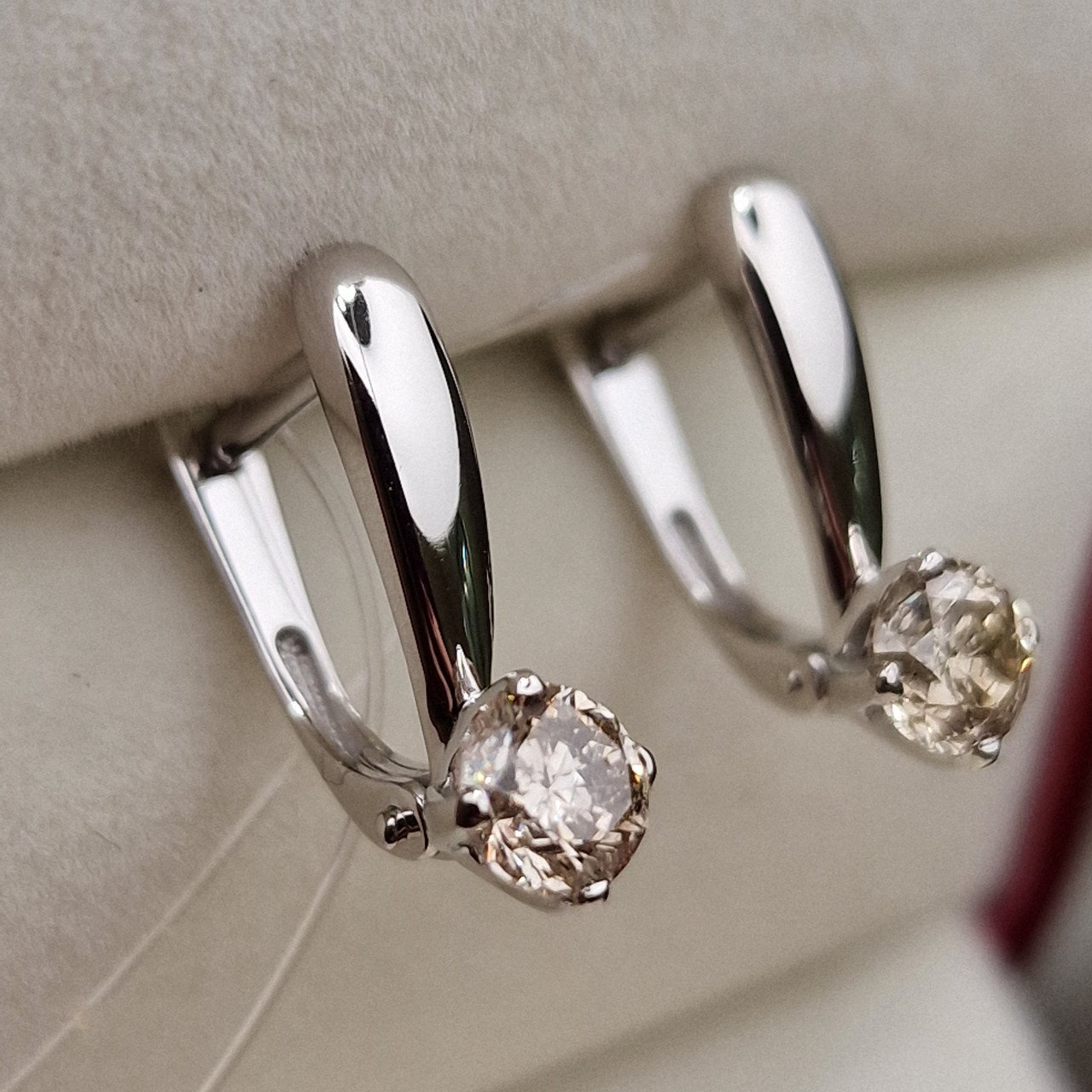 Серьги Deimantas 98702845 2,18гр 1,01ct. купить,NaN