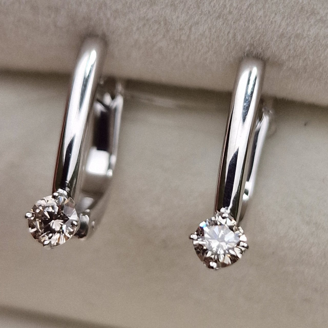 Серьги Deimantas 98702855 2,53гр 0,35ct. купить,NaN