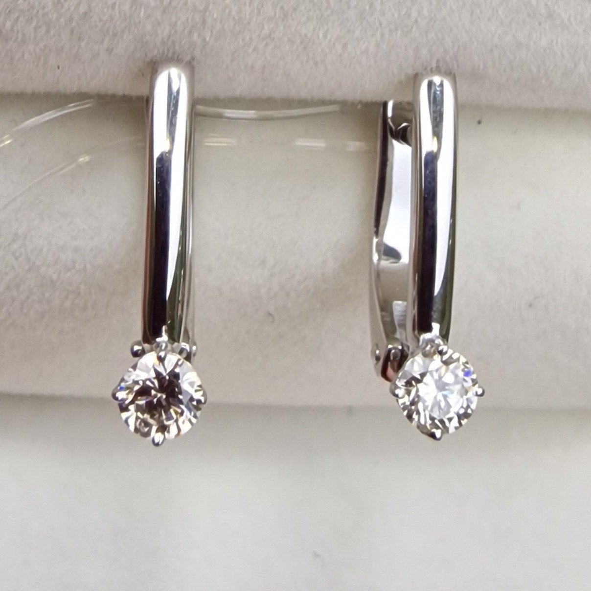 Серьги Deimantas 98702855 2,53гр 0,35ct. купить,NaN
