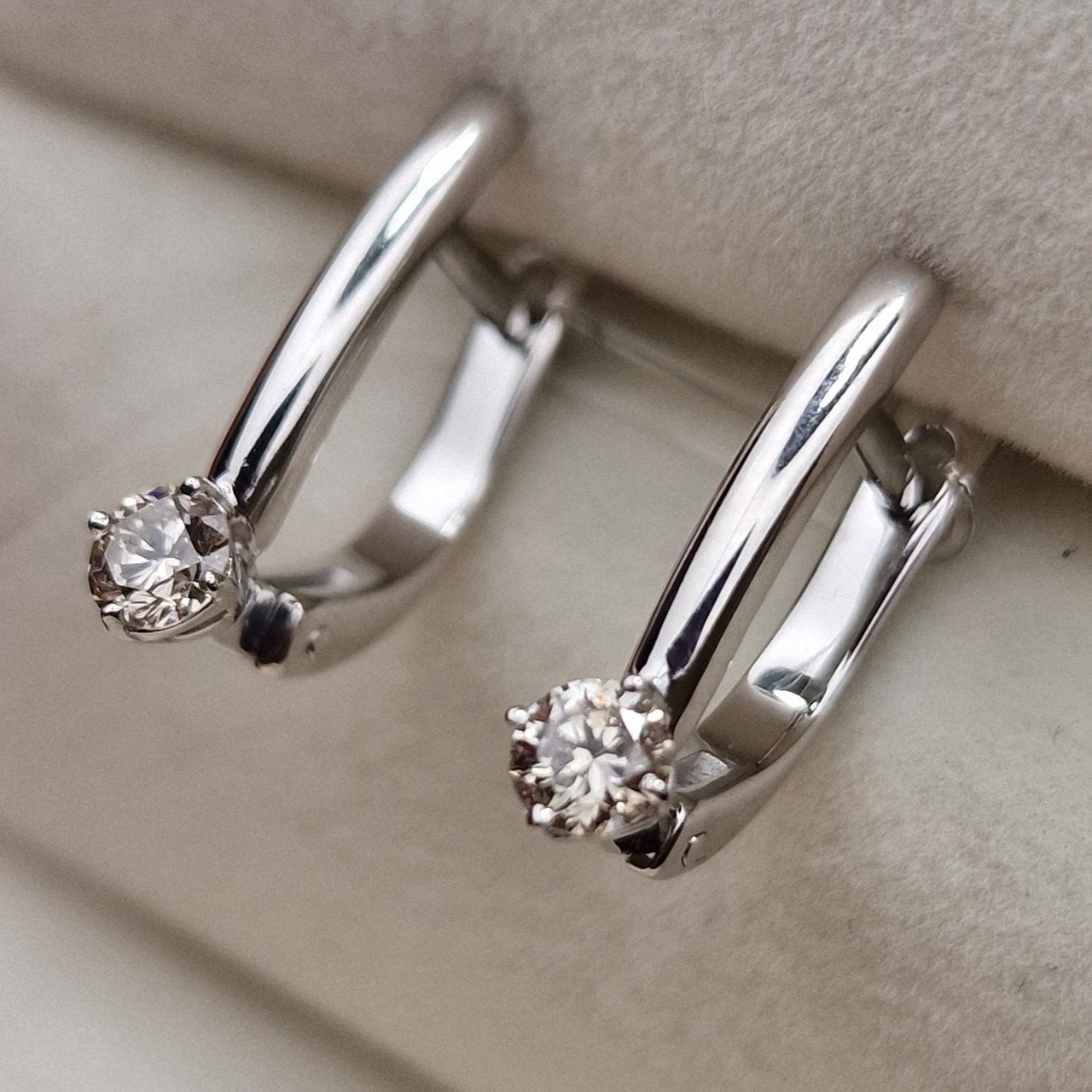 Серьги Deimantas 98702855 2,53гр 0,35ct. купить,NaN