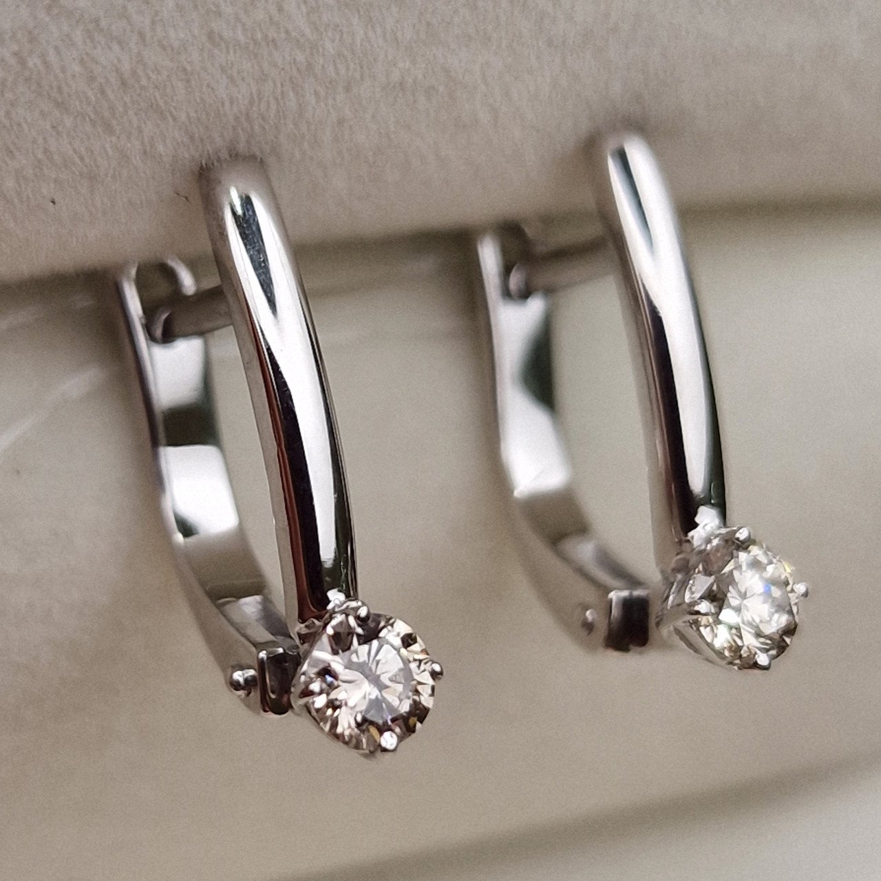 Серьги Deimantas 98702855 2,53гр 0,35ct. купить,NaN