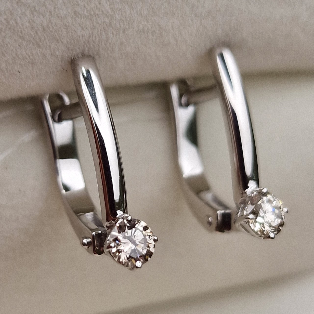 Серьги Deimantas 98702855 2,53гр 0,35ct. купить,NaN