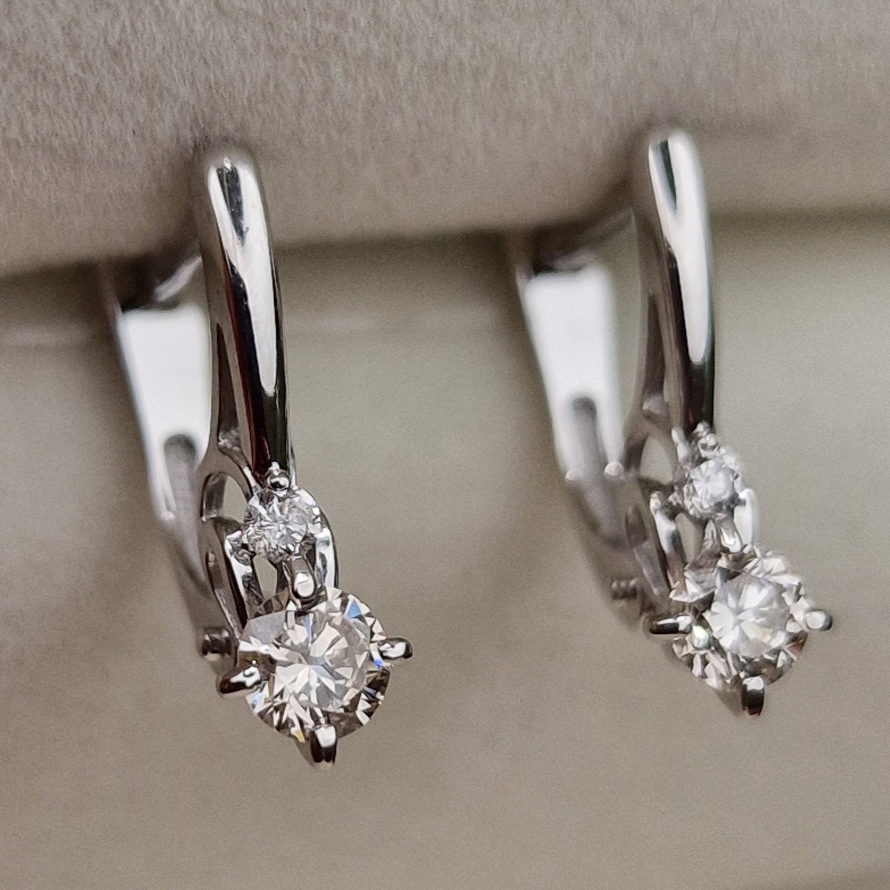 Серьги Deimantas 98702864 1,63гр 0,398ct. купить,NaN