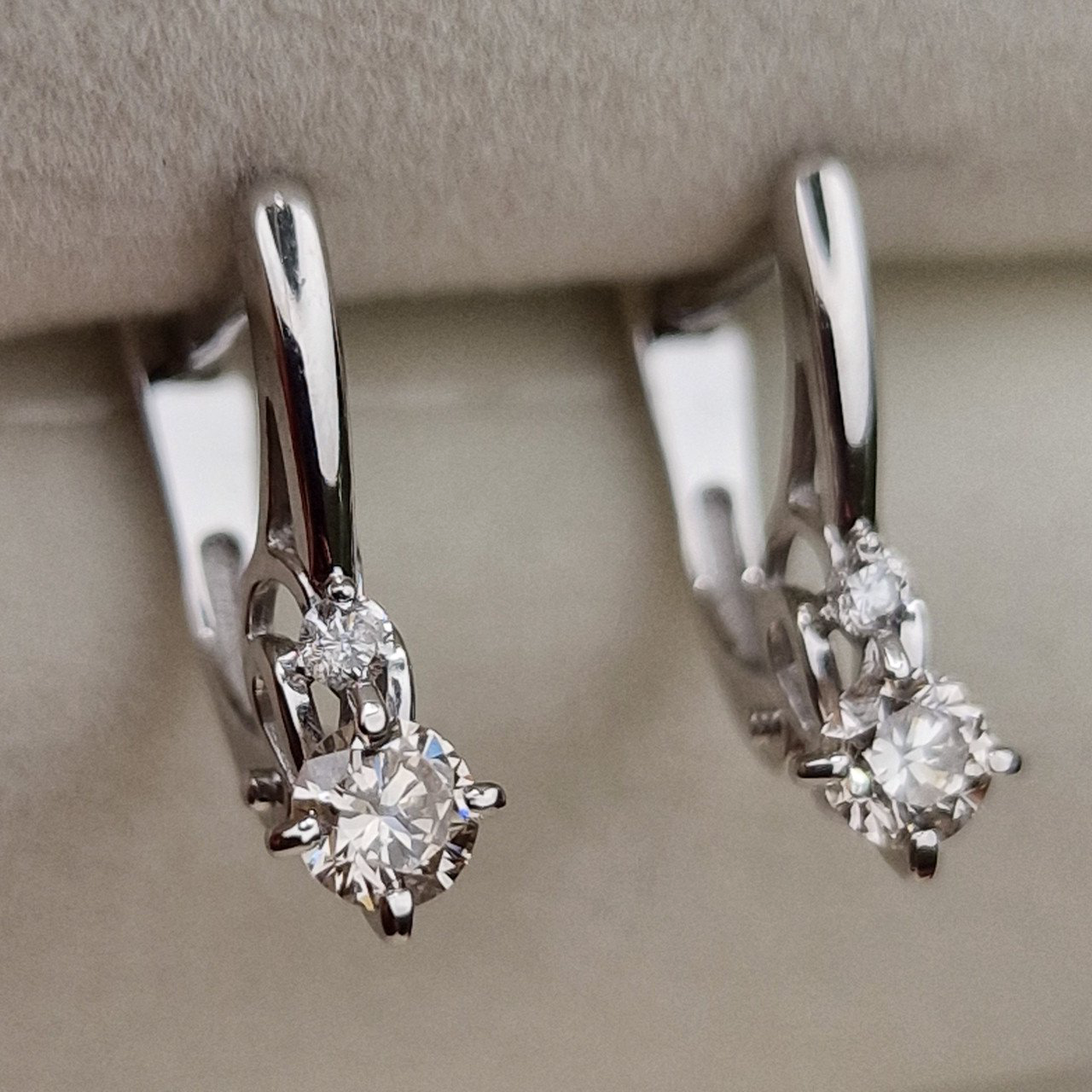 Серьги Deimantas 98702864 1,63гр 0,398ct. купить,NaN