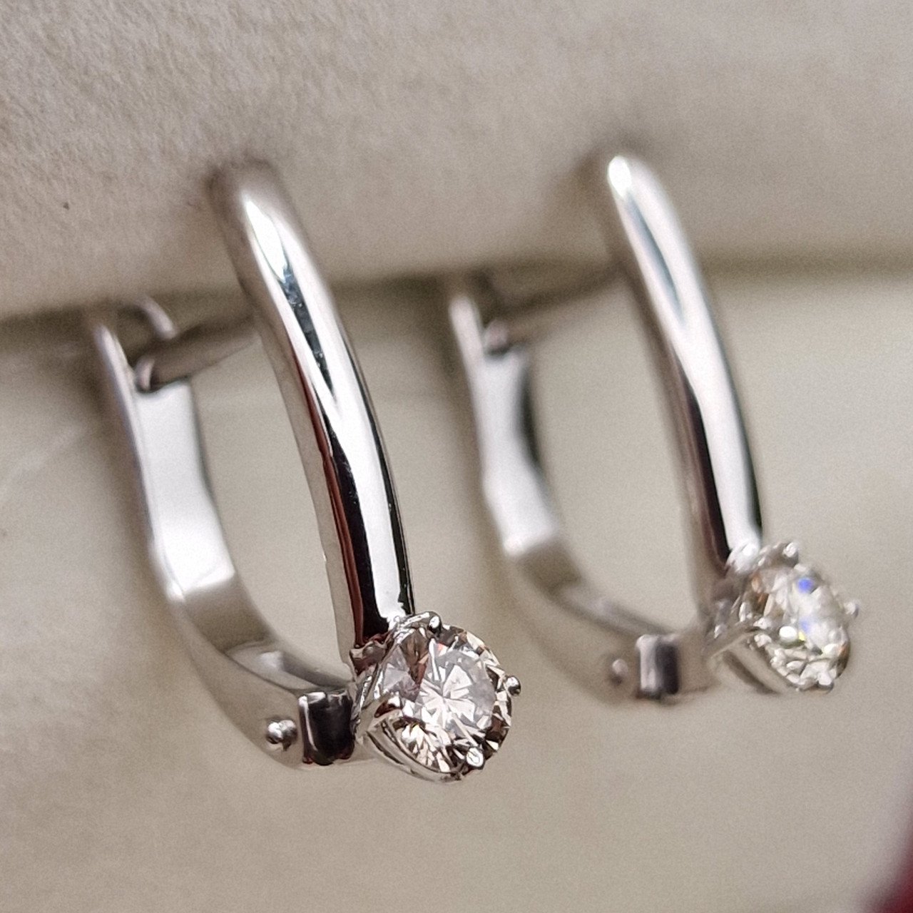 Серьги Deimantas 98702855 2,53гр 0,35ct. купить,NaN