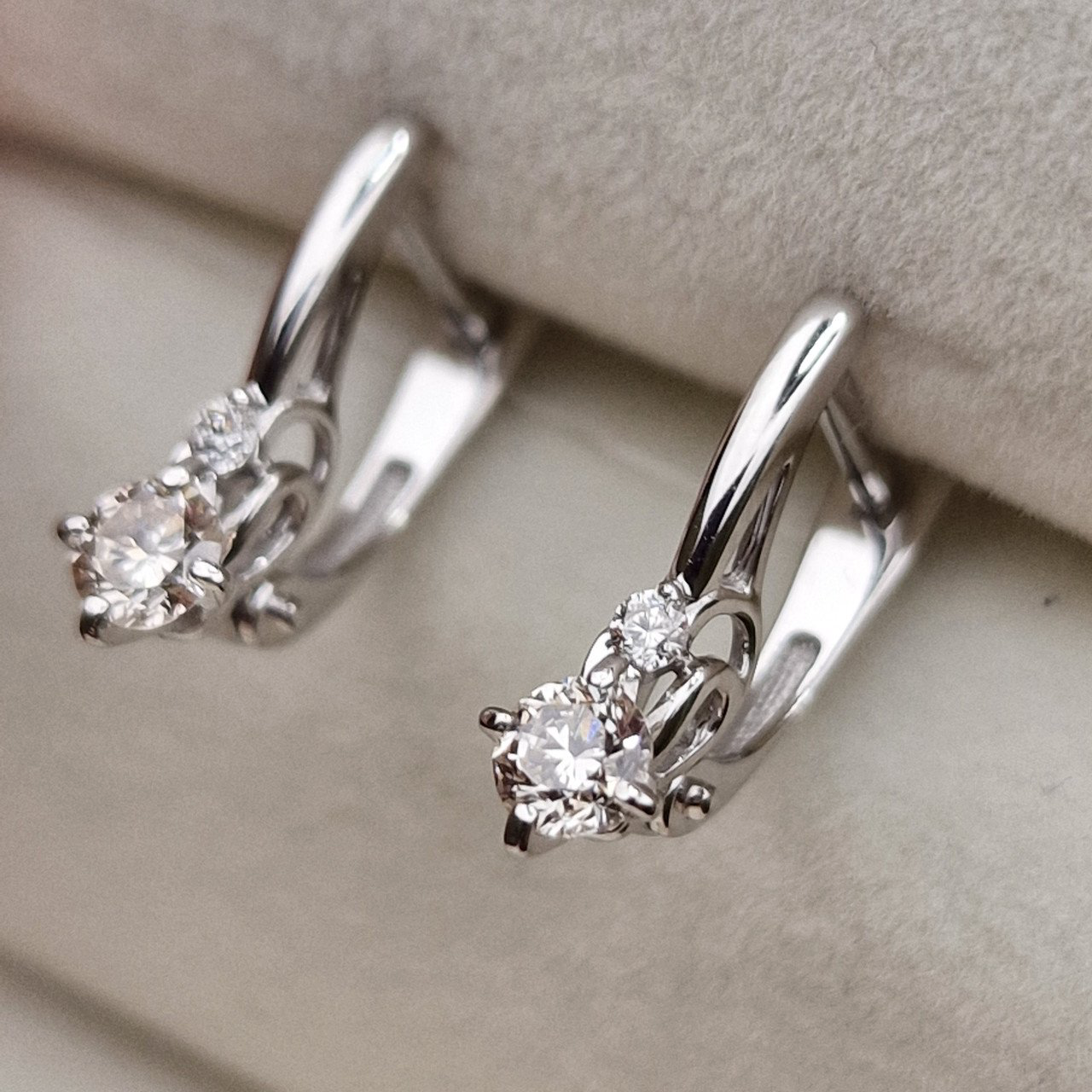 Серьги Deimantas 98702864 1,63гр 0,398ct. купить,NaN