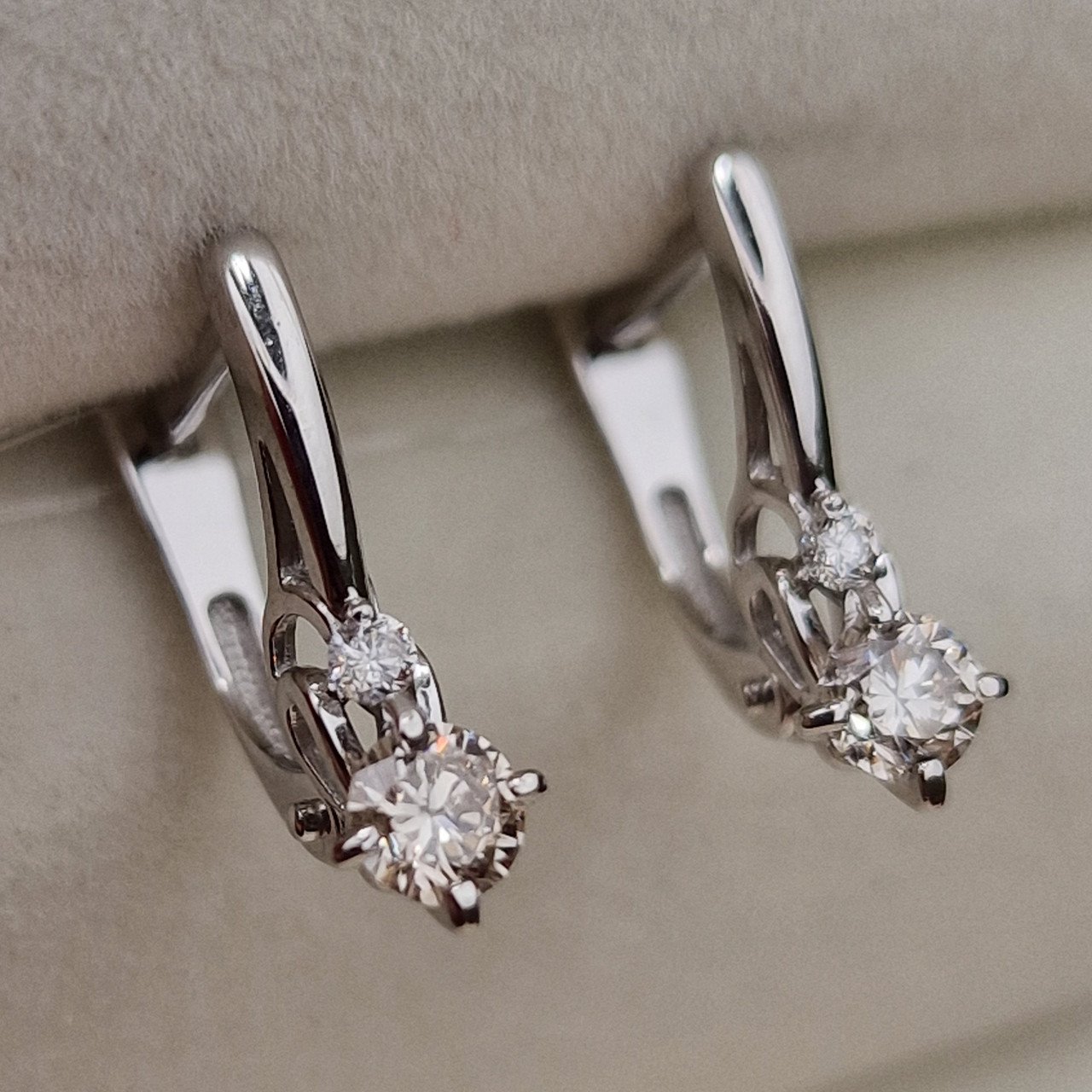 Серьги Deimantas 98702864 1,63гр 0,398ct. купить,NaN