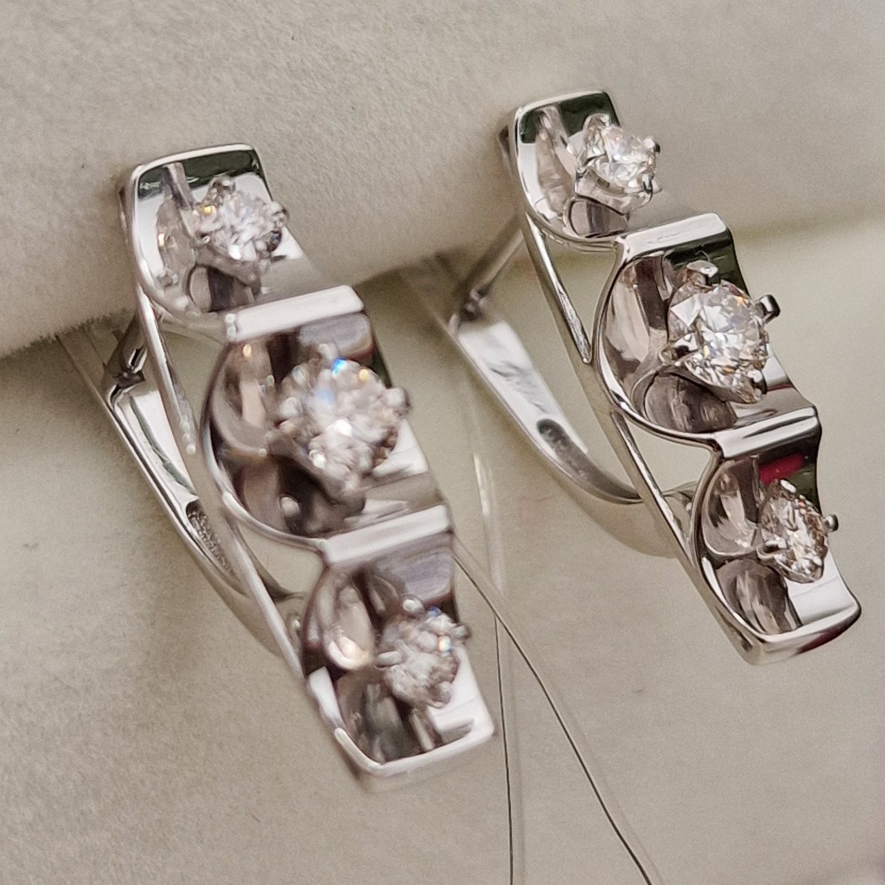 Серьги Deimantas 98702880 2,41гр 0,54ct. купить,NaN