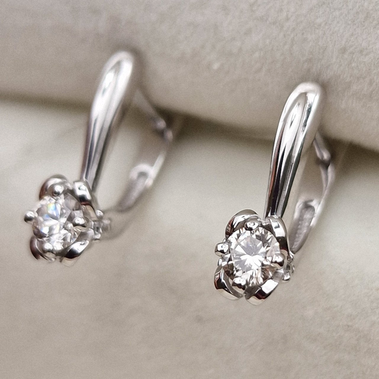 Серьги Deimantas 98702873 1,88гр 0,38ct. купить,NaN