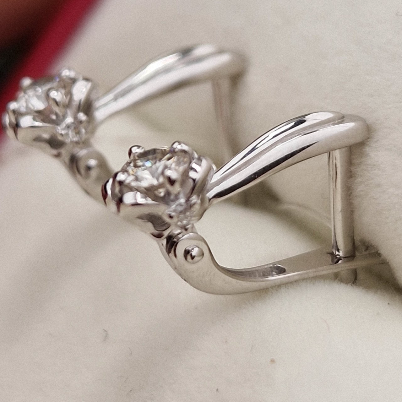 Серьги Deimantas 98702873 1,88гр 0,38ct. купить,NaN