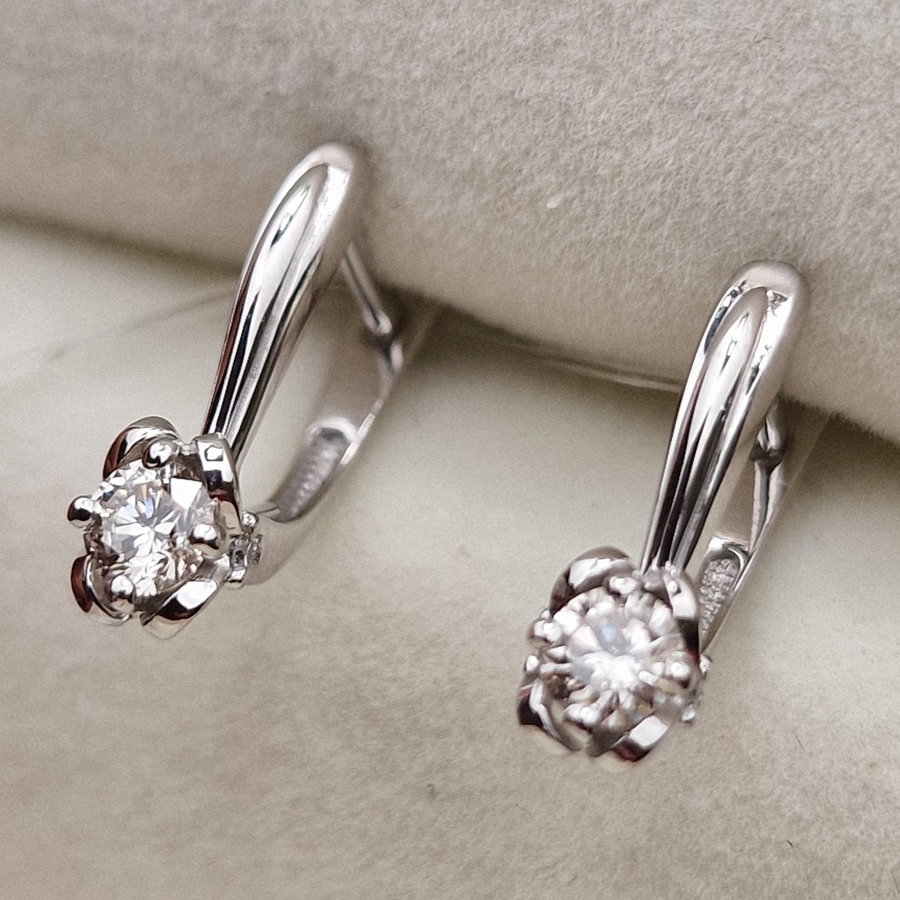Серьги Deimantas 98702882 1,86гр 0,37ct. купить,NaN