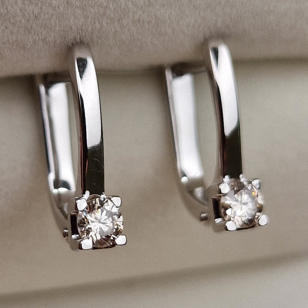 Серьги Deimantas 98703238 2,76гр 0,36ct. купить,NaN