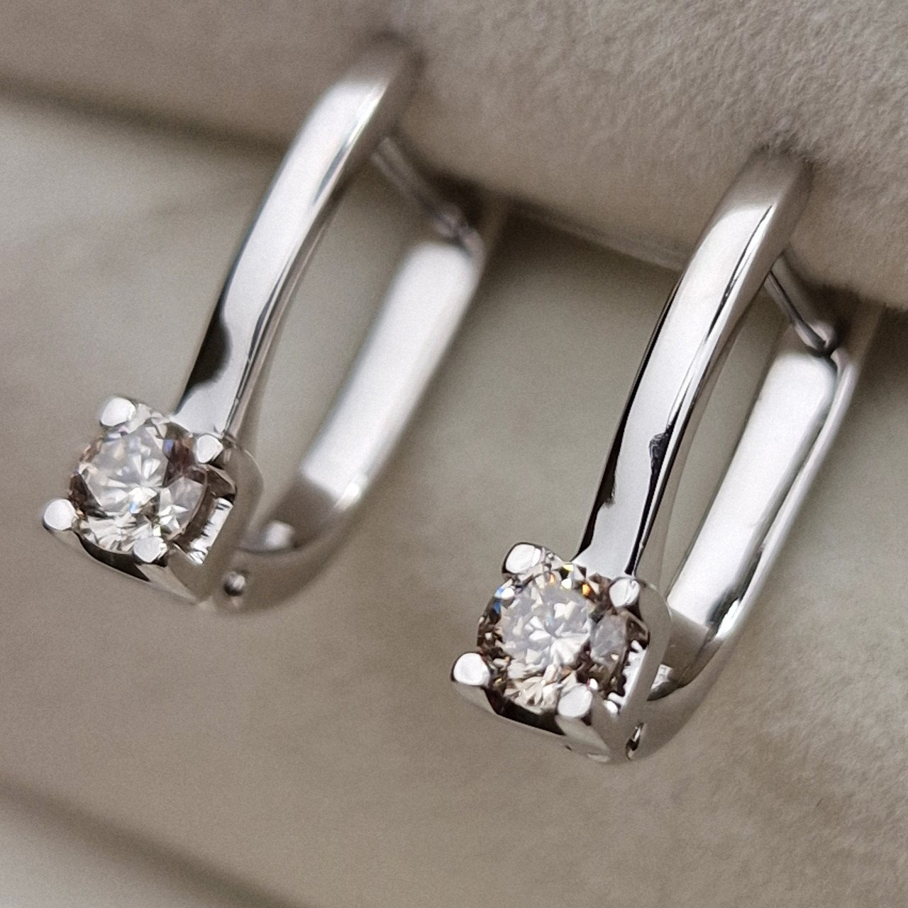 Серьги Deimantas 98703238 2,76гр 0,36ct. купить,NaN