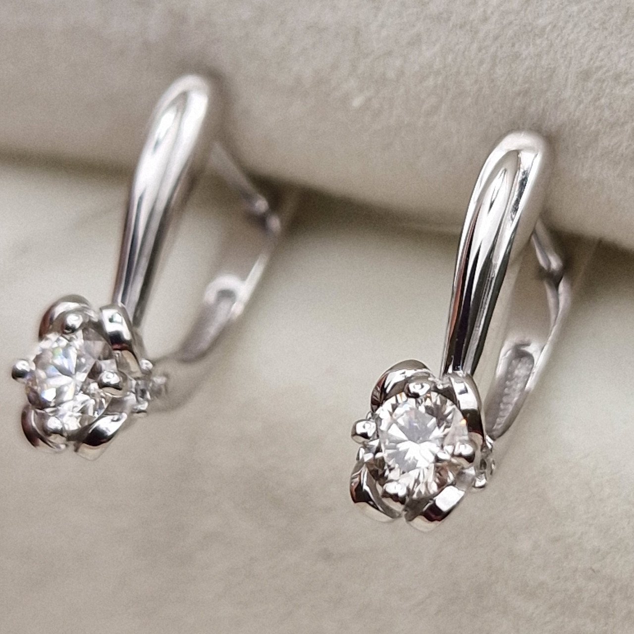 Серьги Deimantas 98702882 1,86гр 0,37ct. купить,NaN