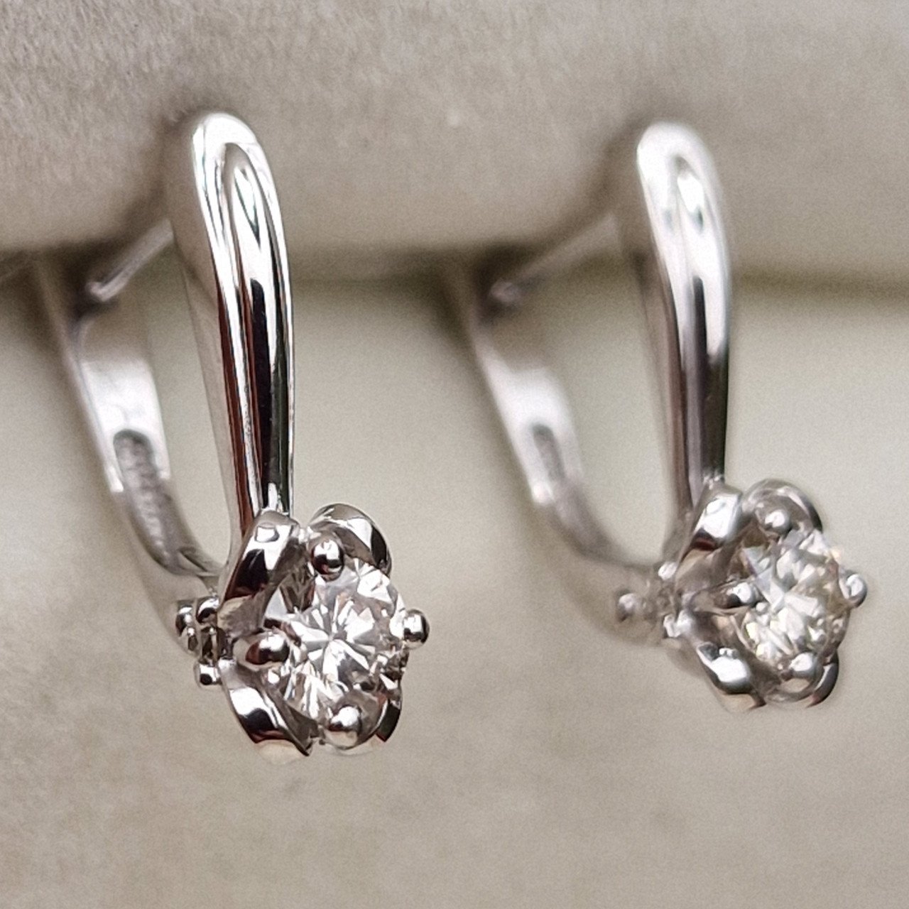Серьги Deimantas 98702882 1,86гр 0,37ct. купить,NaN