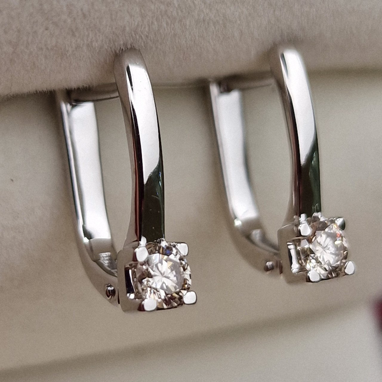 Серьги Deimantas 98703238 2,76гр 0,36ct. купить,NaN
