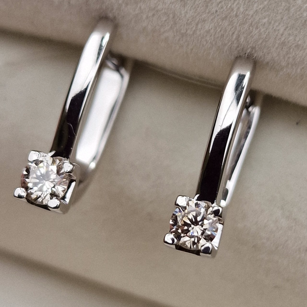 Серьги Deimantas 98703238 2,76гр 0,36ct. купить,NaN