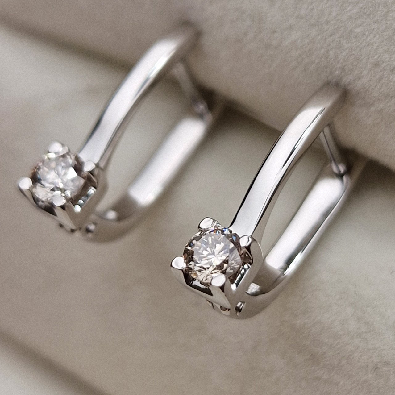 Серьги Deimantas 98703238 2,76гр 0,36ct. купить,NaN