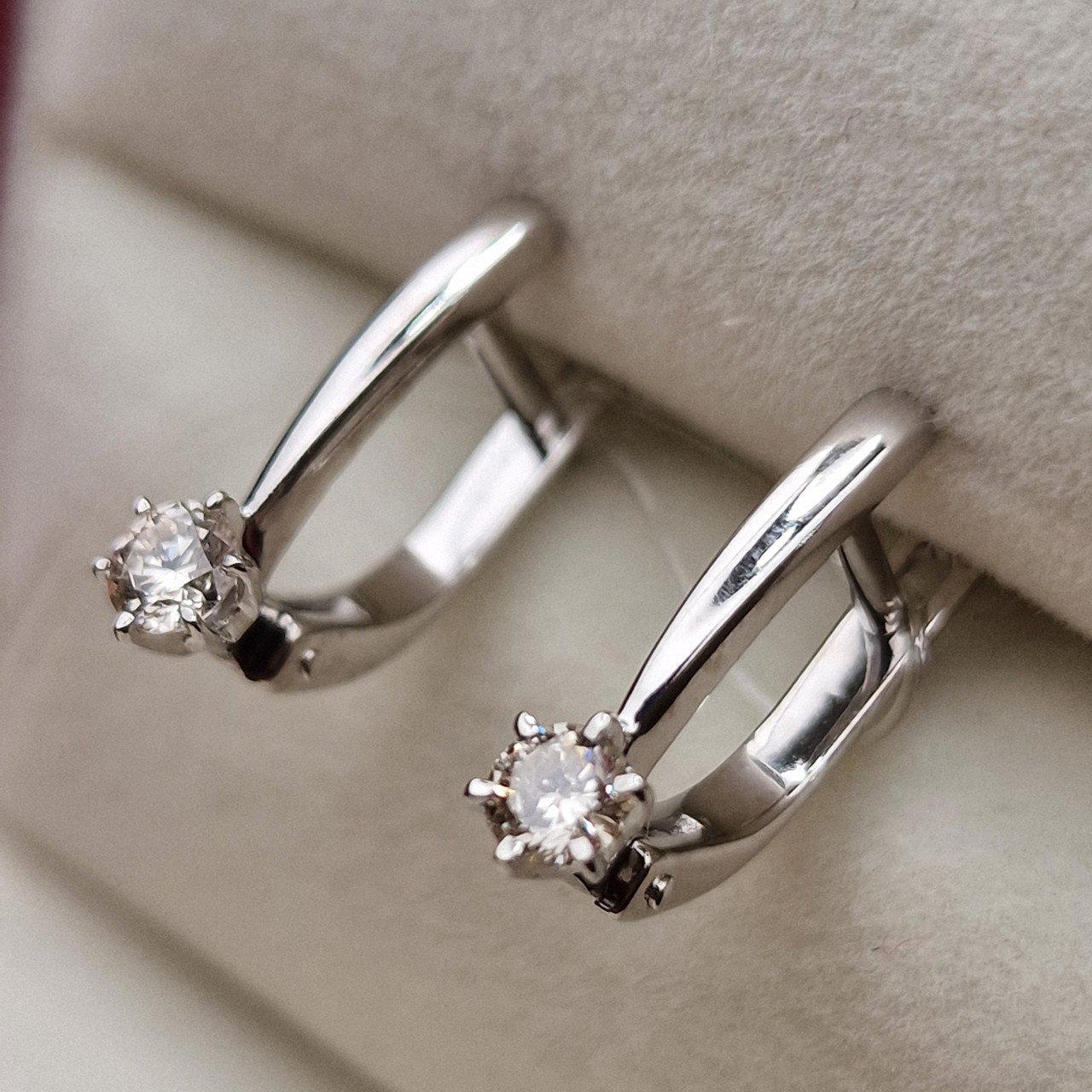 Серьги Deimantas 98703111 2,93гр 0,34ct. купить,NaN