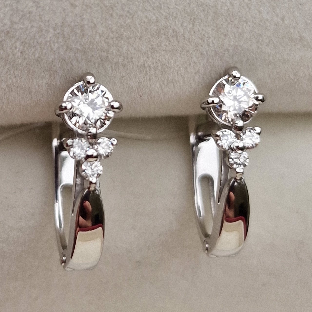 Серьги Deimantas 98703304 2,08гр 0,43ct. купить,NaN