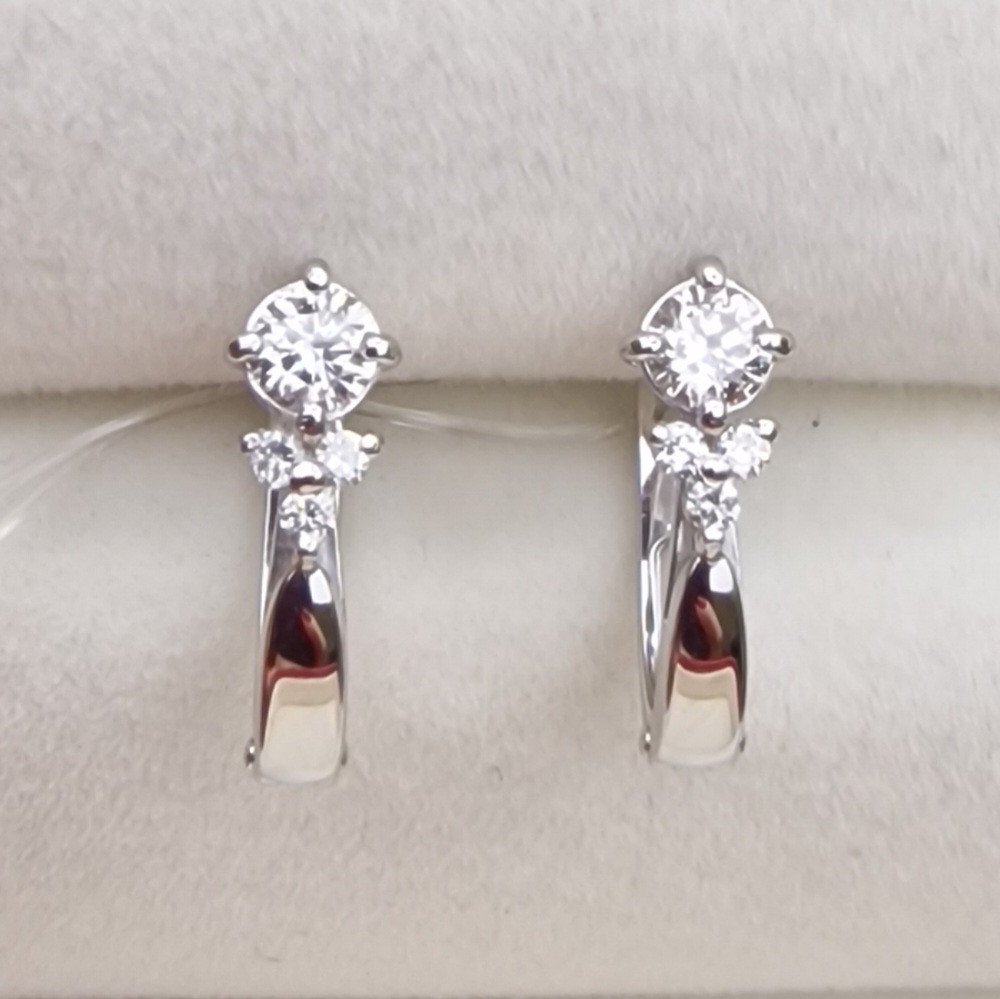 Серьги Deimantas 98703304 2,08гр 0,43ct. купить,NaN