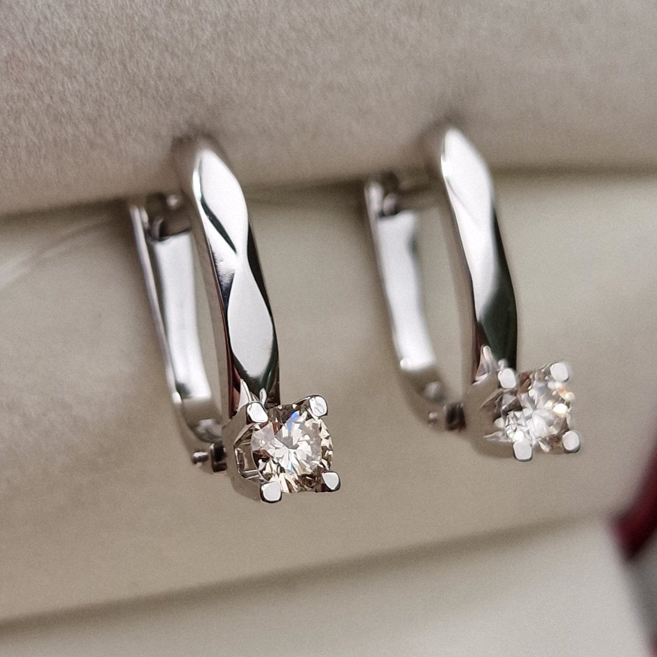 Серьги Deimantas 98703294 3,08гр 0,46ct. купить,NaN