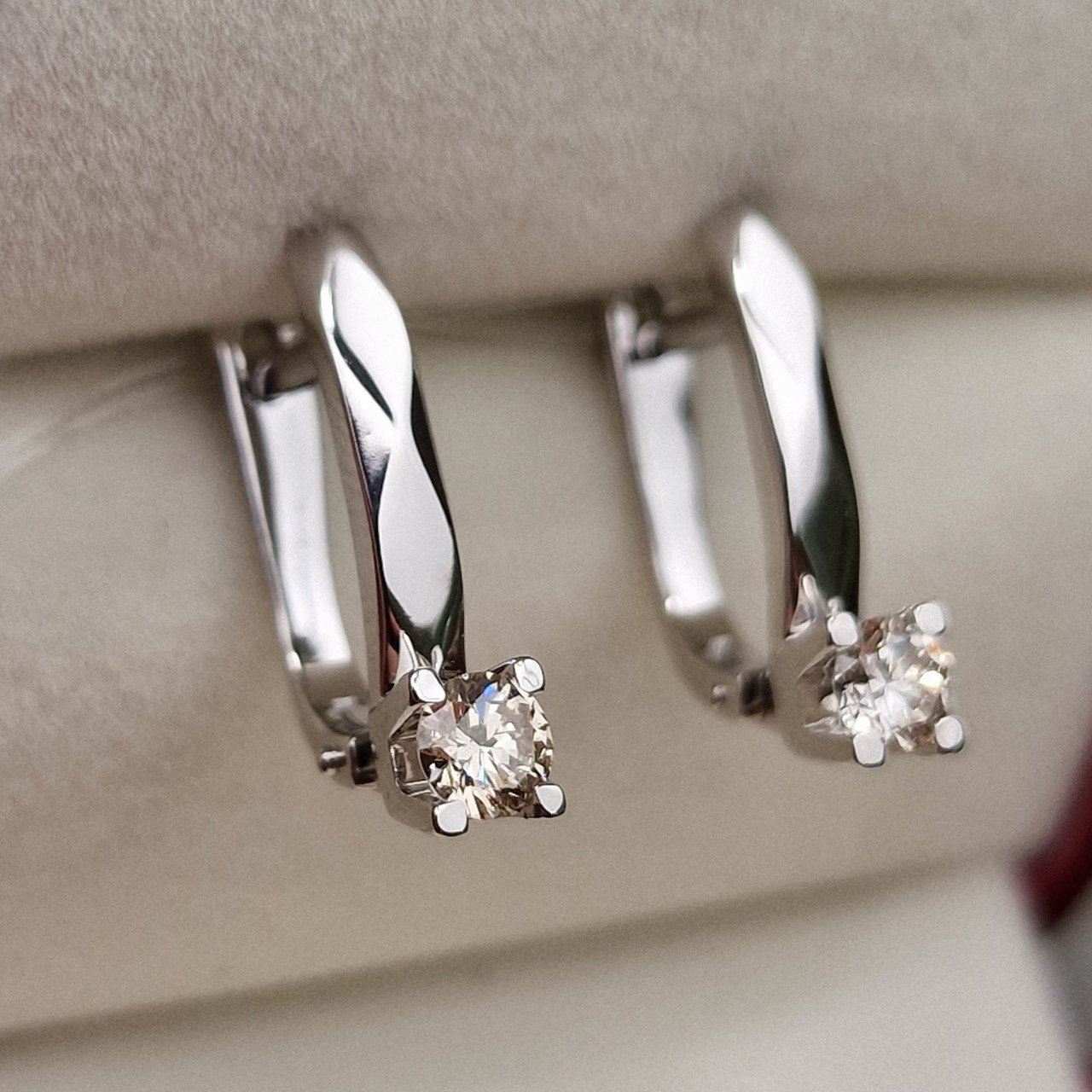 Серьги Deimantas 98703294 3,08гр 0,46ct. купить,NaN