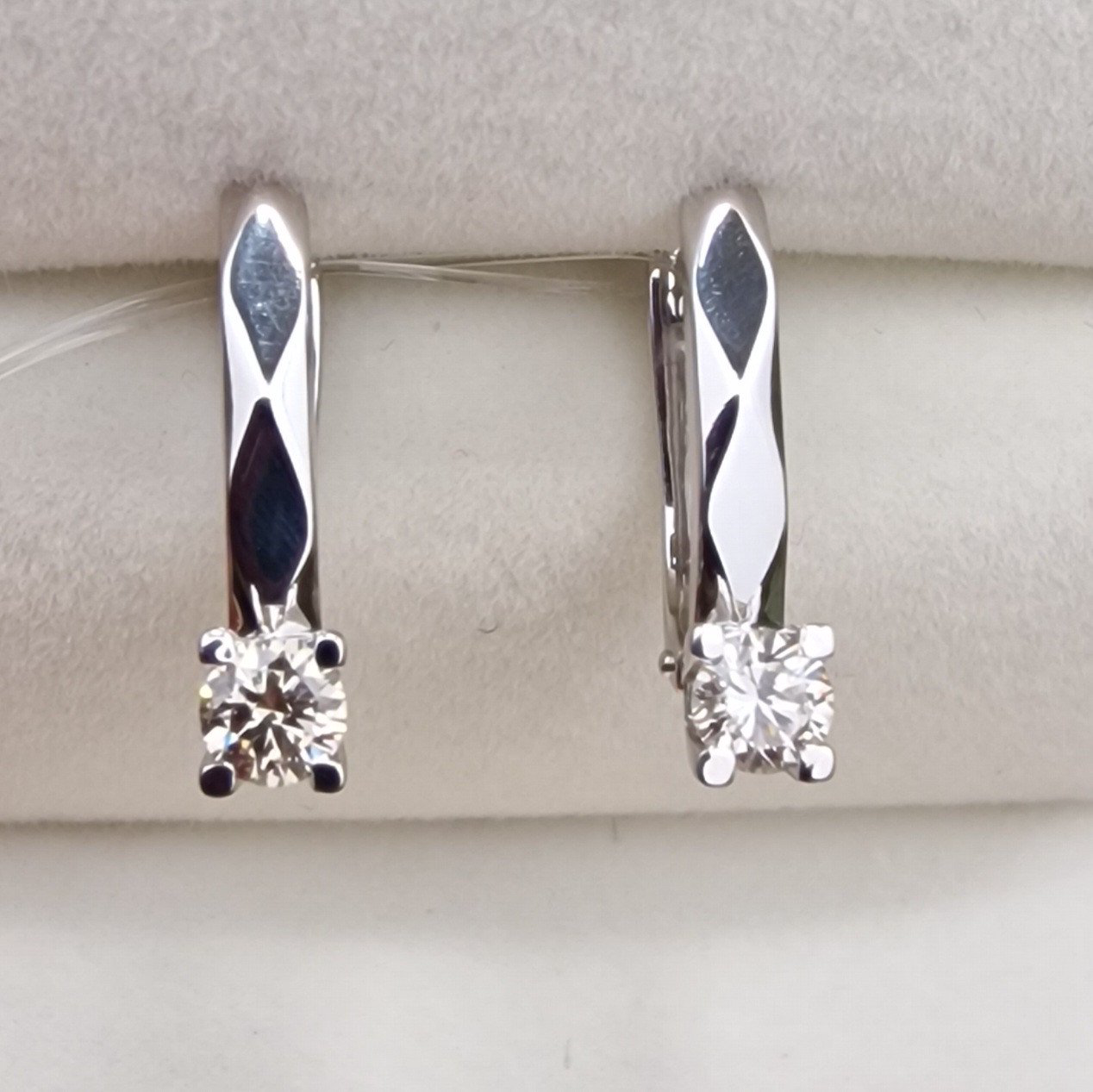 Серьги Deimantas 98703294 3,08гр 0,46ct. купить,NaN