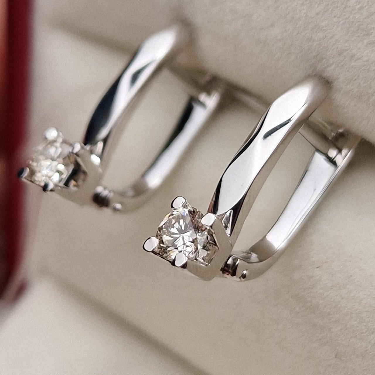 Серьги Deimantas 98703294 3,08гр 0,46ct. купить,NaN