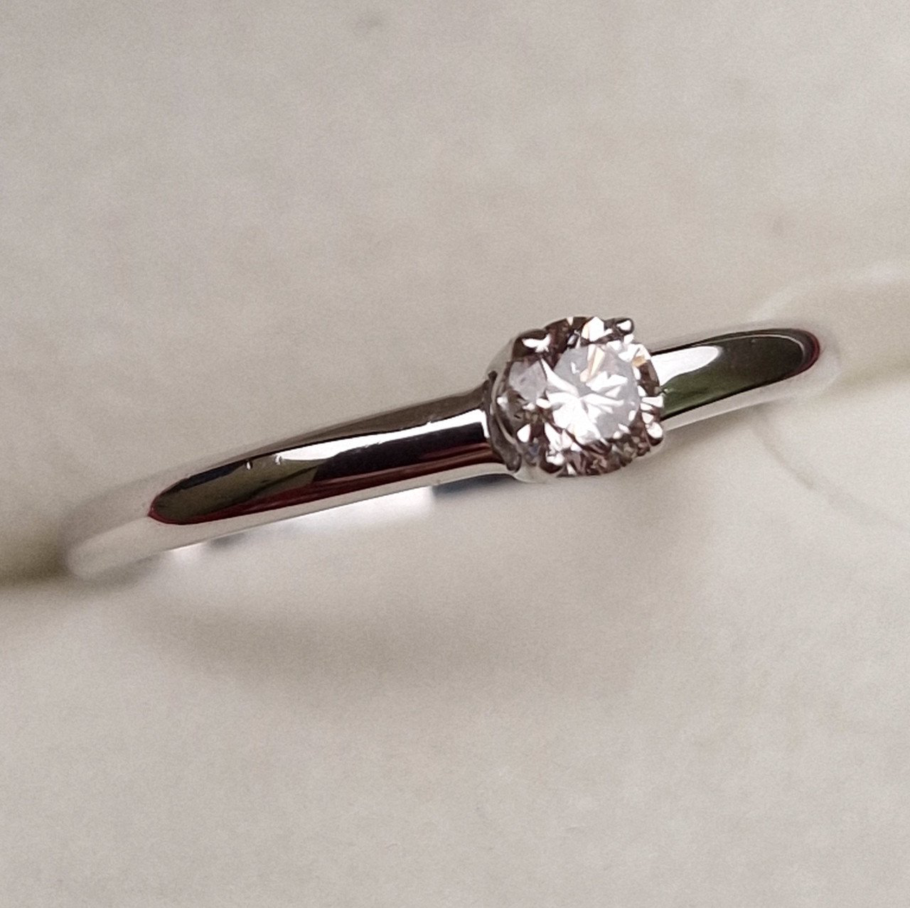 Кольцо Deimantas 98703313 17р 1,35гр 0,17ct. купить,NaN